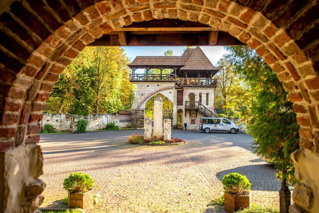 Drevny Grad Park-Hotel Lviv Exterior foto
